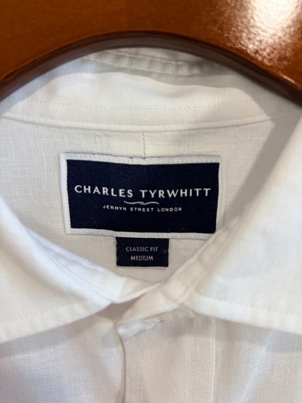 Charles Tyrwhitt Men’s M Classic Fit White 100% Linen Button Down Shirt - Picture 4 of 5